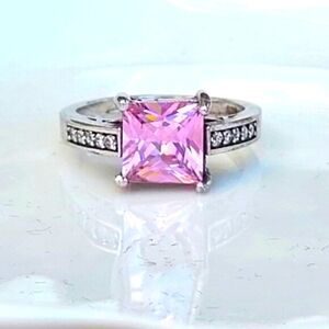 Boho Elegant Sterling Silver 925 Pink Sapphire Cocktail Ring Size 6.5